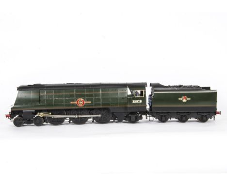 A Gauge I Finescale Battery-electric Ex-SR 4-6-2 'Merchant Navy' Class Locomotive and Tender, an 'unrebuilt' example, finely 