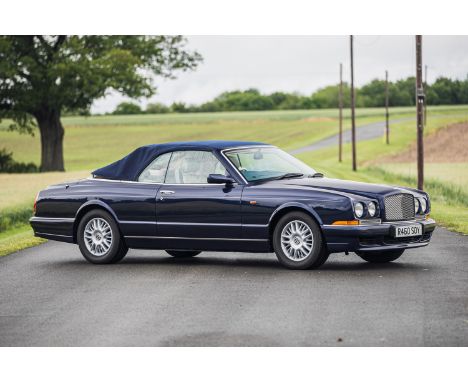 Classic colours and showing some 14,000 miles.Initially registered on the 24/09/1997 to the first of five owners, current sin