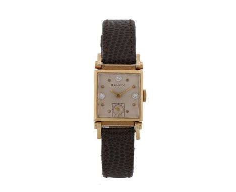 Bulova 14 carat gold gentlemans wristwatch, circa 1940's, the signed dial with clear paste and dot markers, subsidiary second