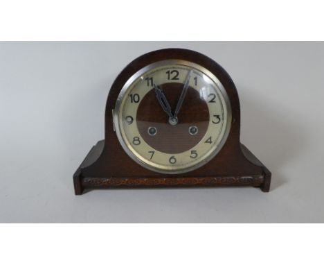 An Edwardian Oak Eight Day Mantle Clock, 29cm Wide