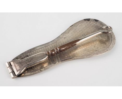 A Continental silver folding travelling button hook, import marked for London 1926, on hinged gourd form dual purpose handle 