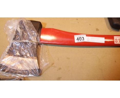 New 4.5lb felling axe. P&amp;P Group 2 (£18+VAT for the first lot and £2+VAT for subsequent lots) 