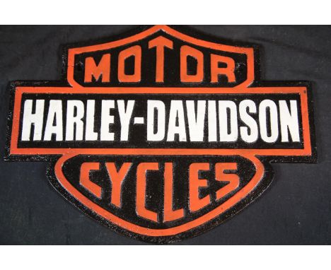 Cast iron Harley Davidson wall plaque, 33 x 26 cm. P&amp;P Group 2 (£18+VAT for the first lot and £2+VAT for subsequent lots)