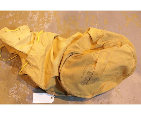 Large military type kit bag P&amp;P Group 2 (£18+VAT for the first lot and £2+VAT for subsequent lots) 