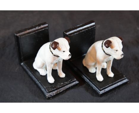 Pair of cast iron Nipper the dog bookends, H: 12 cm. P&amp;P Group 2 (£18+VAT for the first lot and £2+VAT for subsequent lot