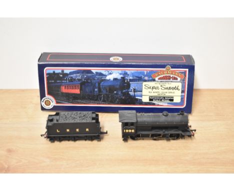 A Bachmann 00 gauge 31-853 LNER 0-6-0 Loco &amp; Tender 1996, boxed with internal packaging present, very little use