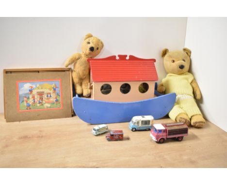 A shelf of vintage toys including a wooden Noah's Ark with animals, two 1950's straw filled and yellow plush Teddy Bears, len