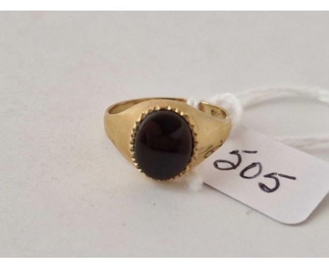 A onyx signet ring 9ct size N 2.3 gms