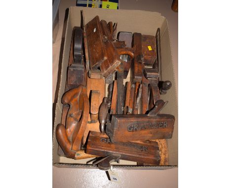 A collection of moulding planes; block planes; and other hand tools, all stamped 'Grainger'.