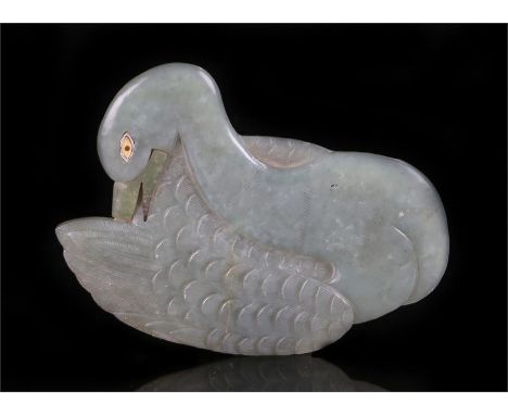 Japanese jade swan, the flat carved swan with a mother or pearl eye, 10.5cm long