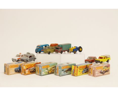 A collection of Diecast vehicles to include; Matchbox No.40 Horsebox complete with horses and original box, Matchbox Superfas