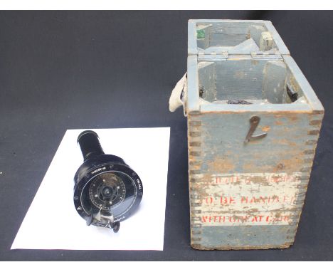 A Type 06A Admiralty pattern compass, No.4839H. In grey wooden box