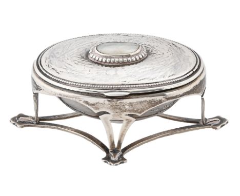 An Art Nouveau oval silver trinket box,&nbsp;&nbsp; in 'Liverty' style with mother of pearl mounted lid, 82mm l, by W H Hasel