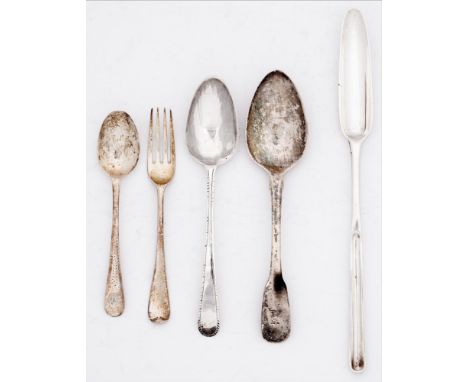 A silver marrow scoop, maker's mark rubbed, R-, London 1787, a silver teaspoon, cake fork and two dessert spoons, 4ozs 12dwts