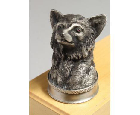 A SUPERB RUSSIAN CAST SILVER FOX'S HEAD STIRRUP CUP with ruby eyes. 2.5ins high, 1.75ins diameter, Faberge mark I P. head and