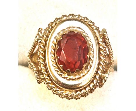 18K gold ring set with ruby Size M Weight 5.8g