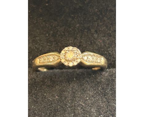 9ct Gold ring set with diamonds Size I 1.8g 