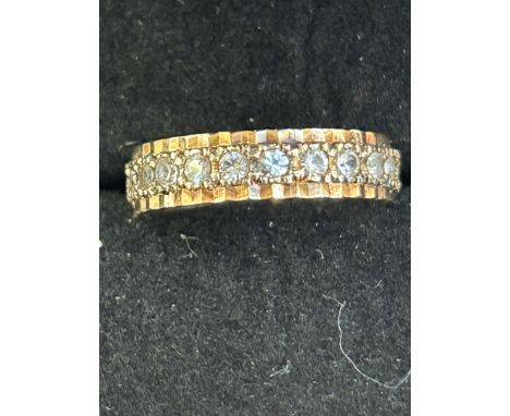 9ct Gold eternity ring Weight 3.8g Size R 