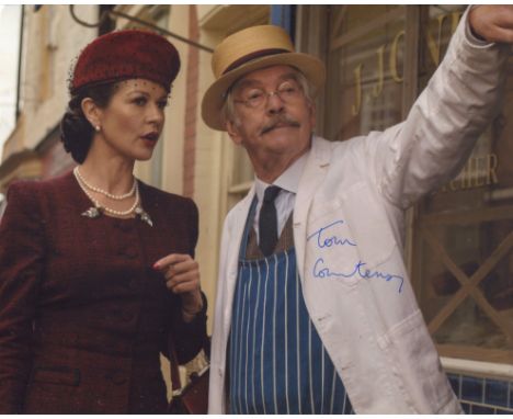Dads Army 8x10 Photo From The Recent Dads Army Movie Signed By Actor Sir Tom Courtenay Who Played Corporal Jones In The Film.