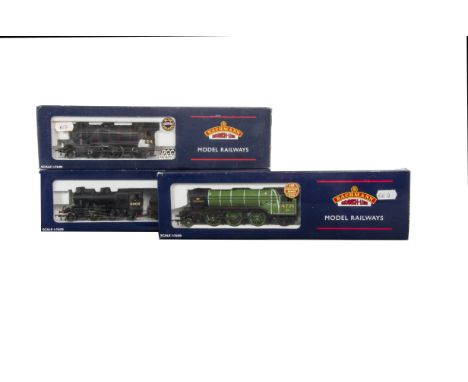 Bachmann Locomotives and Tenders, a boxed group comprising, 32-275, K3 2934 with standard Tender in LNER black, 32-827, Ivatt