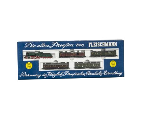 Fleischmann N Gauge Royal Prussian Train Set, a boxed set 7880, comprising P8 series Steam Locomotive in KPEV green livery  a