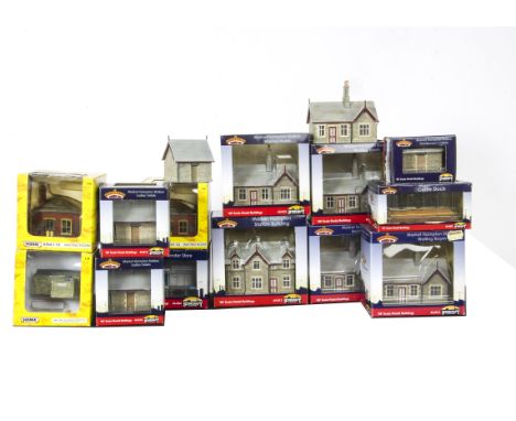Bachmann Scenecraft and Scenix 00 Gauge Station Buildings, Bachmann Market Hampton Station Building, Waiting Room (5, one unb