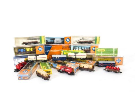 Various N Gauge Locomotives and Freight Stock, boxed models including Roco 2510A, Diesel BR V 215 of the DB, Bachmann 4792, S