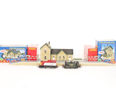 Hornby (China) Thomas Series and Terrier Tank  and Diesel Engine, Thomas R9218 Maithwaite Station House, R9217 Booking Hall, 
