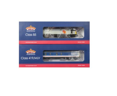 Bachmann Branchline Locomotive and Motor Luggage Van, a boxed duo comprising, 31-676K, Class 85 Electric 85101 'Doncaster Pla