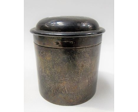 Edwardian silver cylindrical lidded box, the domed lid with engine turned decoration, maker W.C, London 1902, weight 5.50oz a