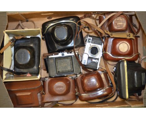 A Tray of Cameras, including, Kodak Retinette IB, Retina,Fujica V2, Exakta VX1000, folding cameras,  Agfa Isolette, Zeiss Net