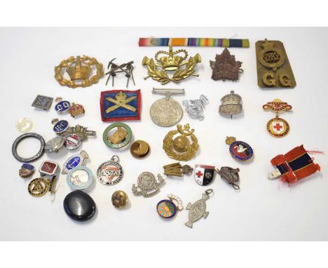 Quantity of mixed cap badges, silver pins and buttonhole badges to include grenadier guards, Royal Marine Light Infantry, Can