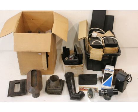 Very large quantity of tinplate metal magic lantern parts, featuring the Primus Folding Lantern, The Praestantia - Rile Bros 