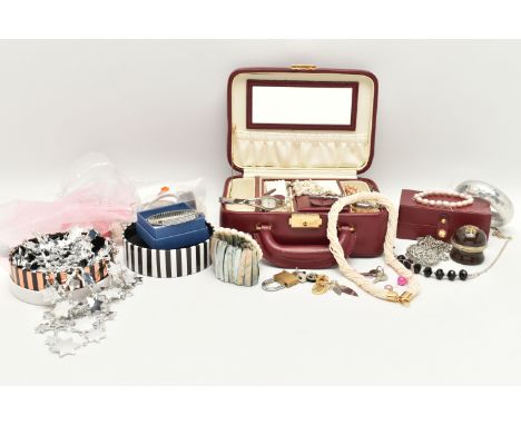 A BOX OF ASSORTED SILVER/WHITE METAL AND COSTUME JEWELLERY, to include a silver cubic zirconia set hinged bangle, hallmarked 