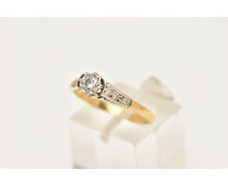A DIAMOND SINGLE STONE RING, set with a round brilliant cut diamond, measuring approx 3.3mm diameter (depth approx. 1.99mm), 