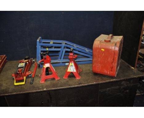 A COLLECTION OF AUTOMOTIVE TOOLS including a  Rangier trolley jack, a pair of Tool Rack axle stands, a pair of ramps and a vi