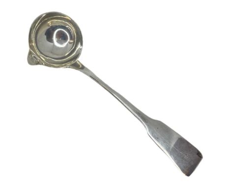 Irish Silver Toddy or Sauce Ladle. 30g. Dublin 1819, Samuel Neville. Hanoverian pattern, plain bowl with lip.Length 15.5 cmCo