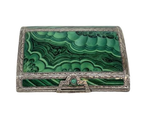 Good Quality Silver and Enamel Snuff Box. 83 g. Continental 800 g. Purse type clip locking clasp.7.5 x 5.2 cmsCondition repor