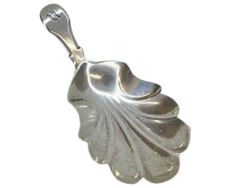 Georgian Silver Caddy Spoon. 9 g. London 1779, maker 'ww'. Wavy edge and fluted decoration. Monogram to terminalLength 7.5 cm