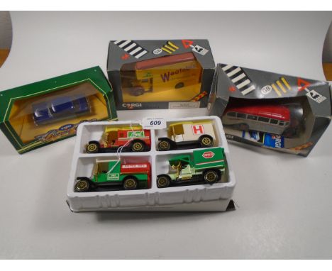 COLLECTION OF CORGI CLASSICS AND READERS DIGEST MODEL VEHICLES TO INCLUDE WEETABIX ALL BOXED