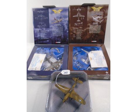 3 CORGI AVIATION ARCHIVE MODEL PLANES AA30001, AA35201 AND AA31101 BOTH BOXED FROM A PRIVATE COLLECTION
