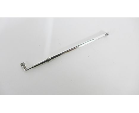 George VI novelty silver swizzle stick in the form of a golf club with makers marks fro Deakin & Francis, Birmingham 1927 