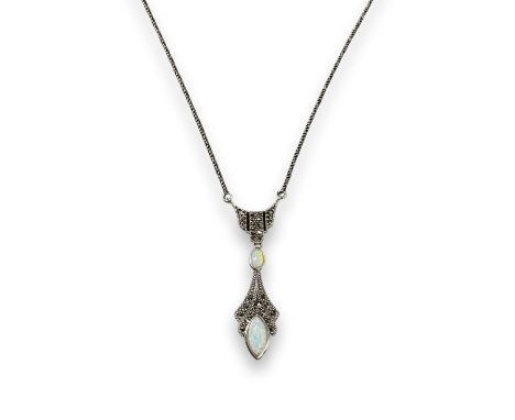 Substantial silver and opal panelled Art Deco style necklace, measuring 26cm in length, weighing 8.85 grams 