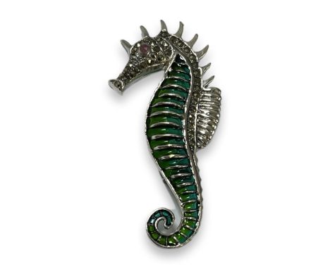 Silver and enamel seahorse brooch/pendant set, weighing 6.58 grams 