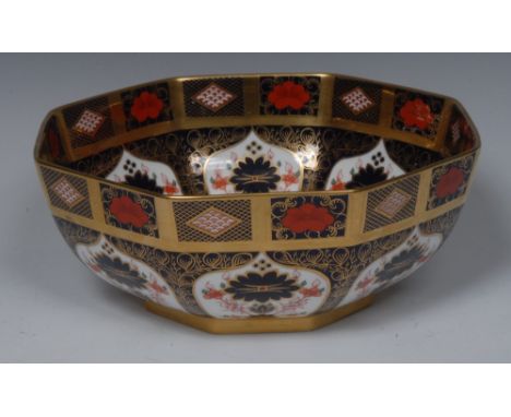 A Royal Crown Derby 1128 pattern large octagonal bowl, 24cm wide, printed mark, boxed Condition Report: Good, first