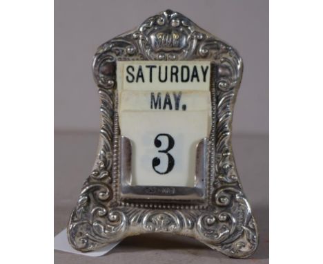 Edward VII sterling silver desk calendar Chester 1901, maker WD (possibly William Dunningham), including date labels, monogra