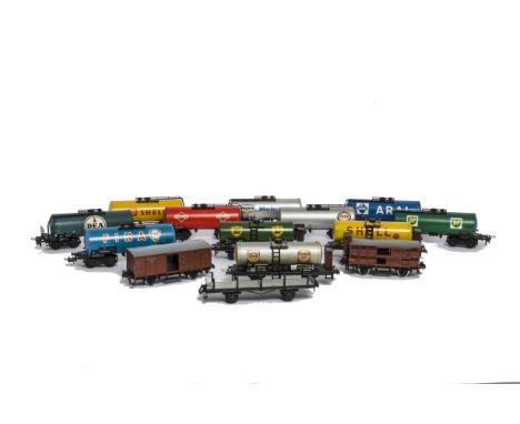 Trix Express OO/H0 Gauge Unboxed 3-rail Tank Wagons and Others, older 4-wheel types with guards cabin including BP, Shell and