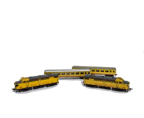 Uncommon Fleischmann H0 Gauge Union Pacific Diesel Locomotives and Coaching Stock, the locomotives both powered ‘A’ units num