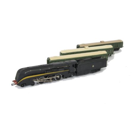 A JEP (France) H0 Gauge 3-rail SNCF 232 (4-6-4) Streamlined Steam Locomotive and ‘Saucisson’ Coaches, the locomotive in black
