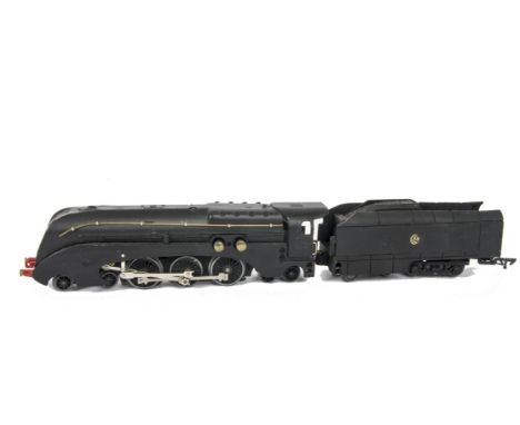 An Early JEP (France) H0 Gauge 3-rail SNCF 232 (4-6-4) Streamlined Steam Locomotive and Tender, the locomotive in plain black